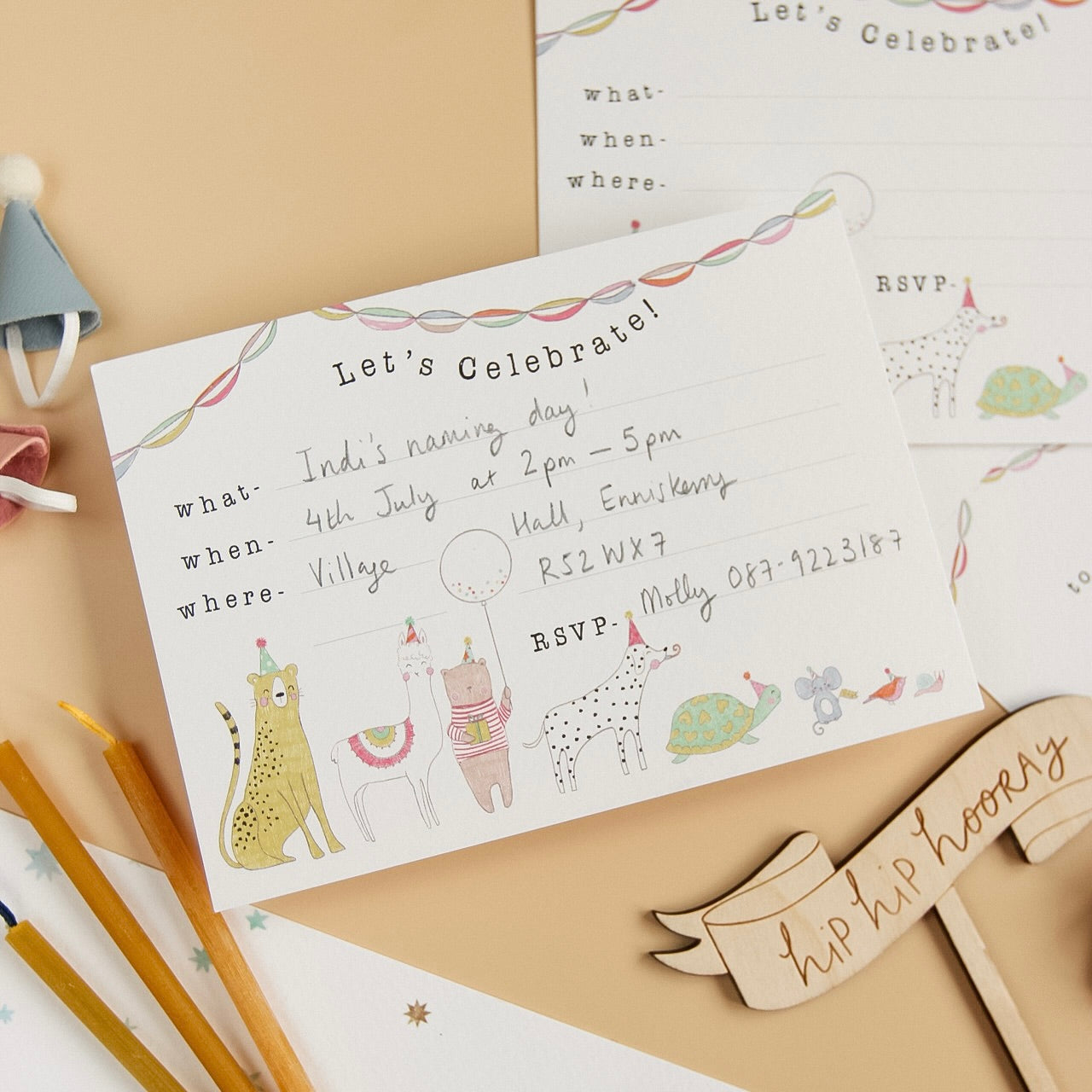 Party pals - invitations