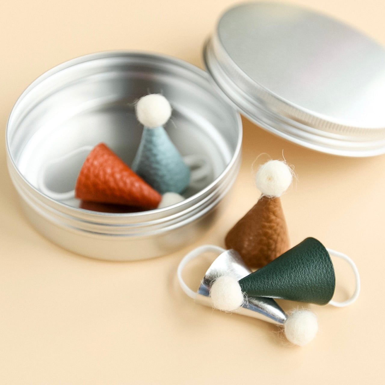 Mini party hat sets